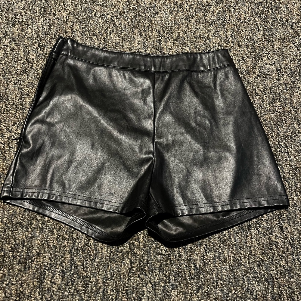 SHEIN Black High Waist Shorts